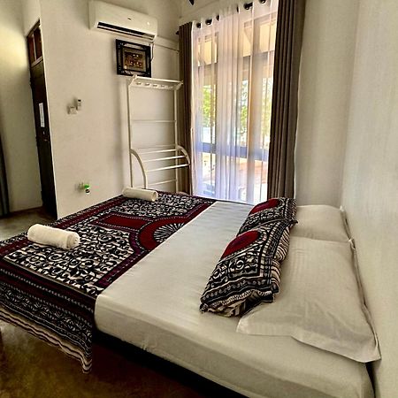 Neo Bay Hotel Weligama Exterior photo