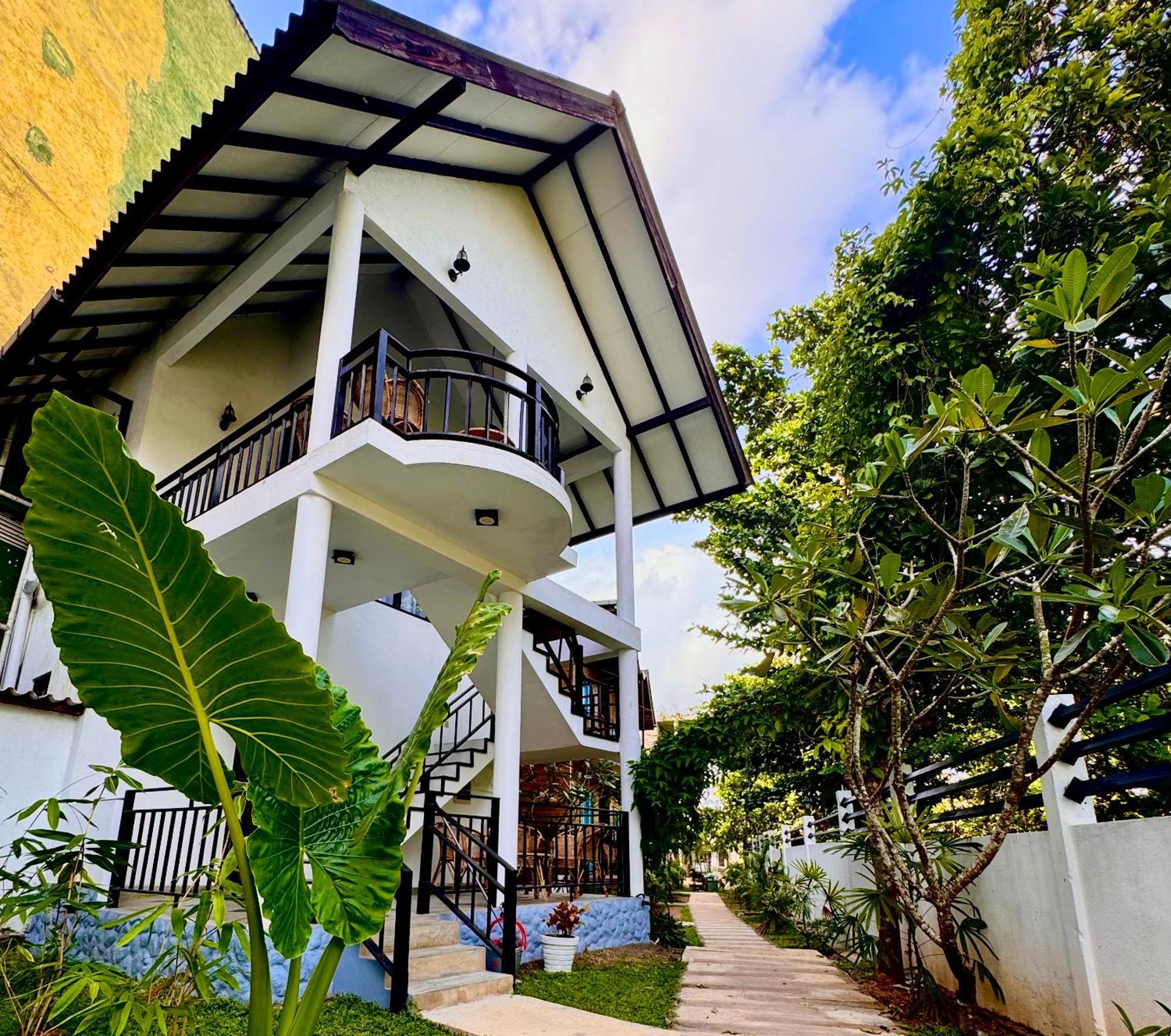 Neo Bay Hotel Weligama Exterior photo